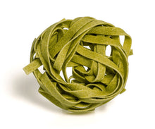 Load image into Gallery viewer, Green Spinach Fresh Pasta